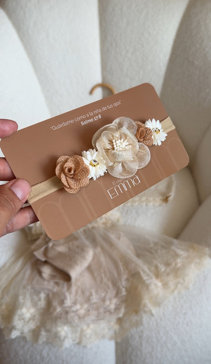 Conjunto beige encaje floral