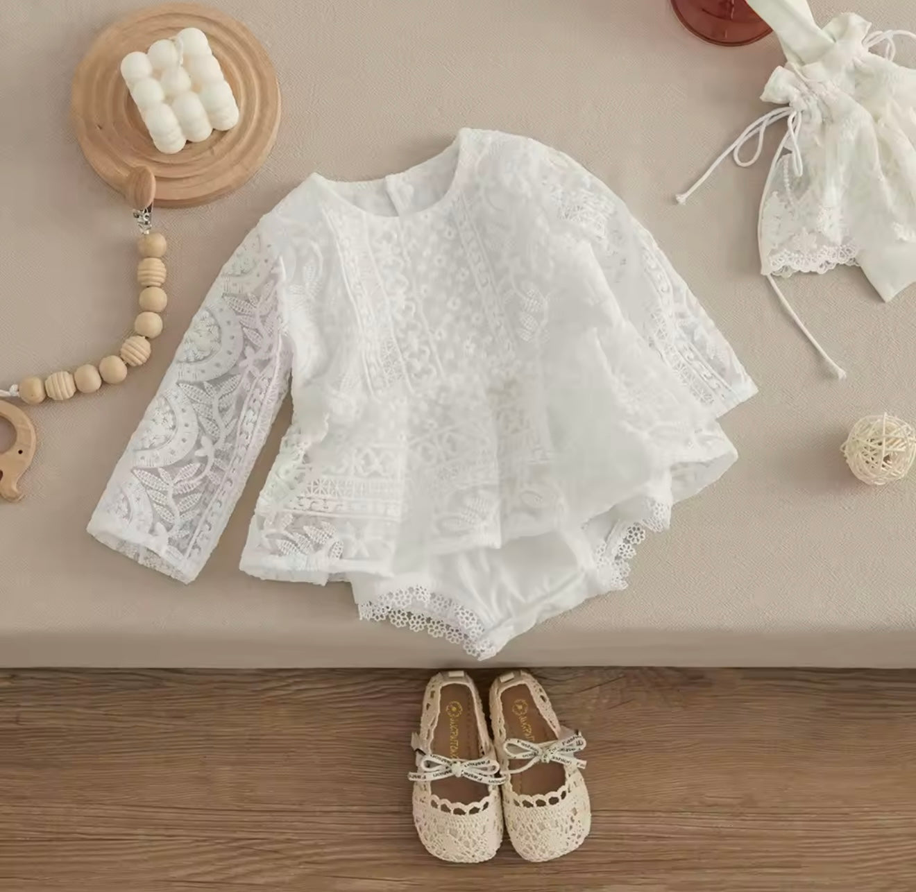 Body Vestido de Encaje Marfil – Manga Larga