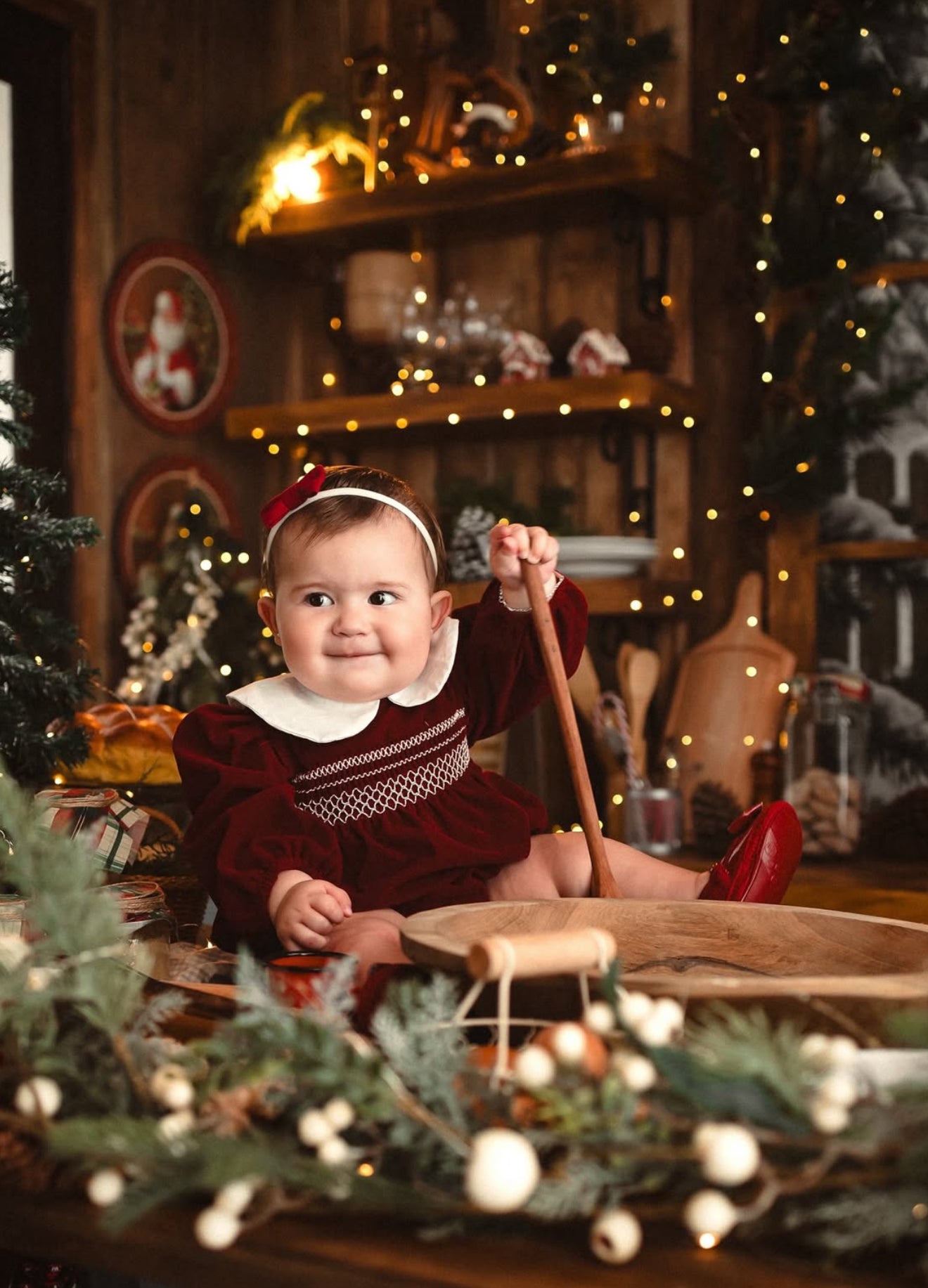 Romper Rojo con Cuello Blanco y Bordado para Bebé Niña