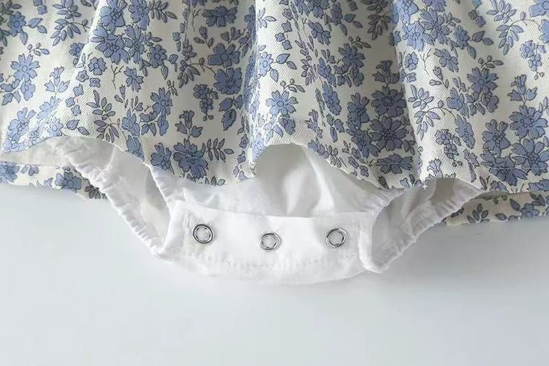 Conjunto Vintage Floral – Elegancia atemporal para tu bebé