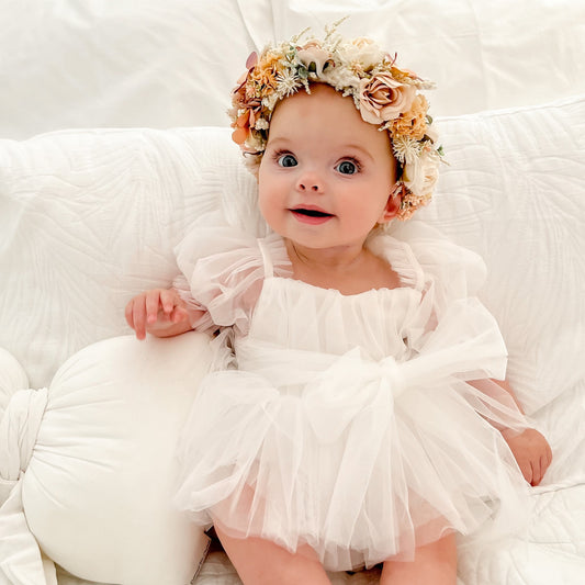 Vestido Blanco con Lazo – Modelo Bella Bow