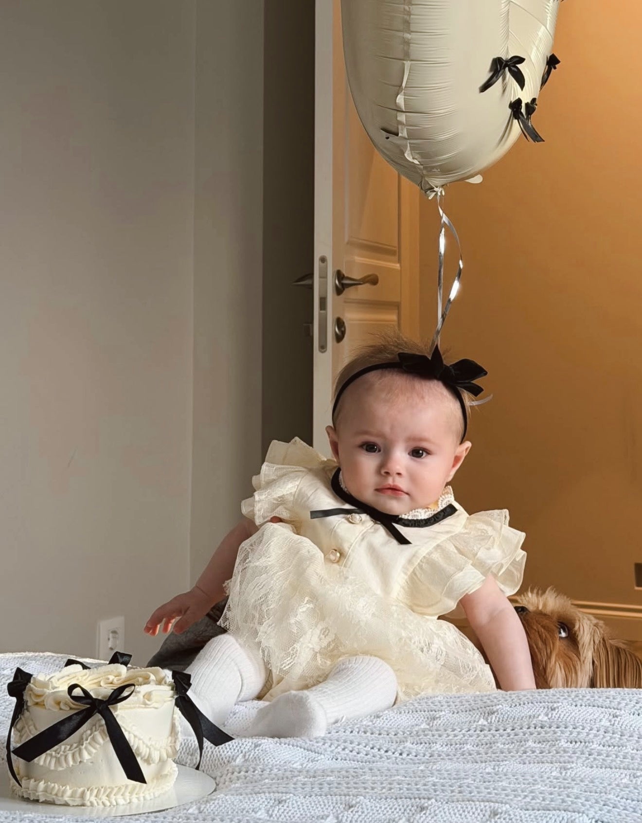 Romper Vestido Ivory Encaje Floral – Lazo Negro