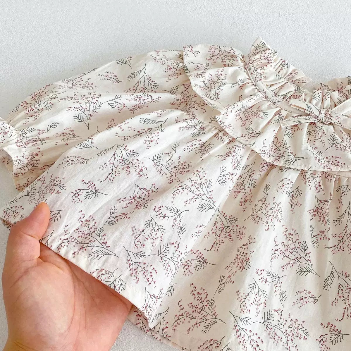 Conjunto Bebé Niña con Blusa Estampada y Body con Tirantes