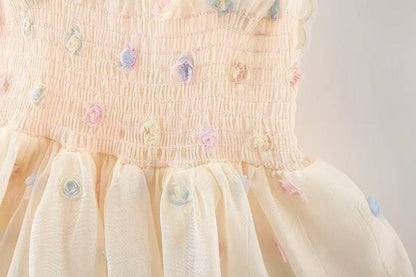 Vestido Beige con Alas de Mariposa para Bebé Niña