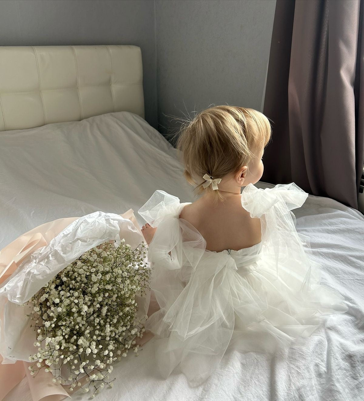 Vestido de Tul con Lazos en los Hombros