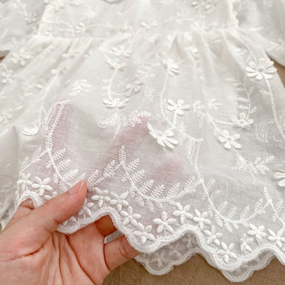 Vestido de encaje - con gorro