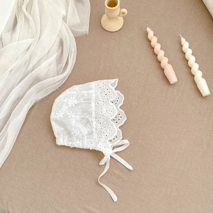 Vestido de encaje - con gorro