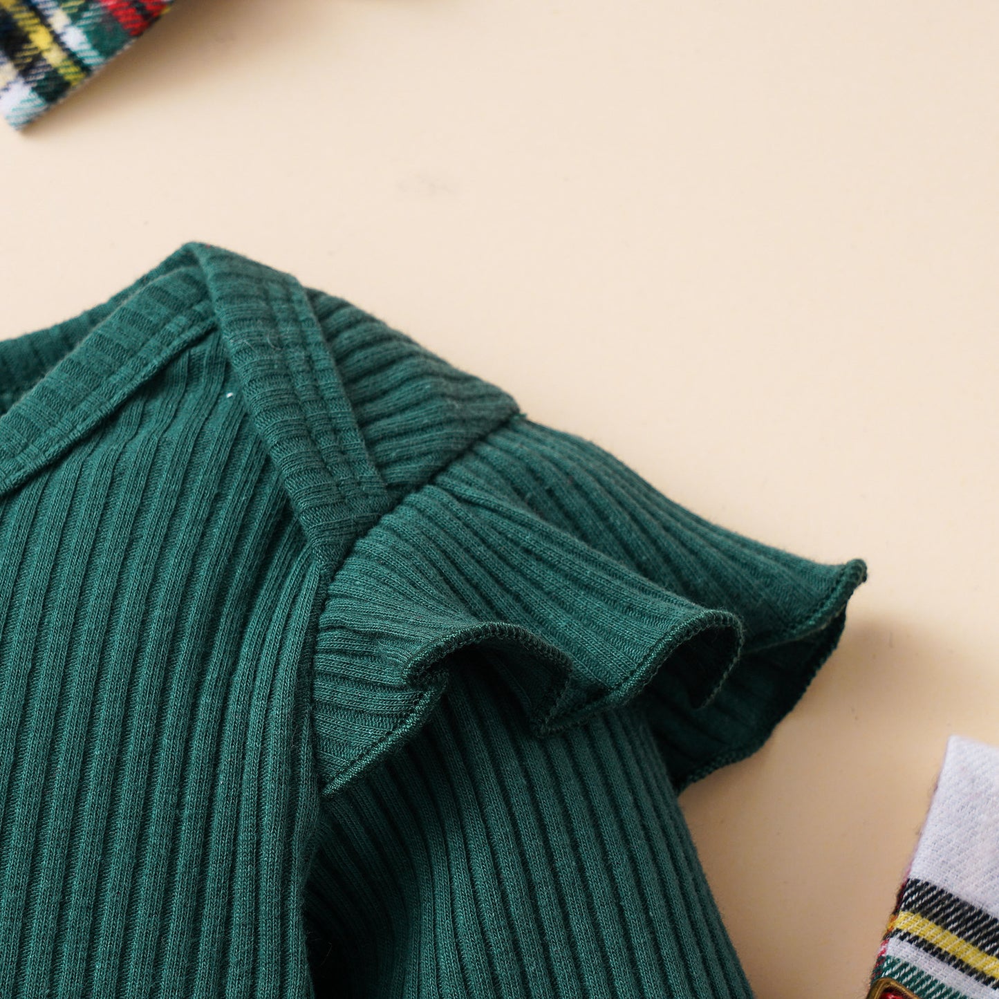 Conjunto Verde  de 3 Piezas para Bebé Niña – Body, Falda y Vincha