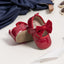 Zapatos de Charol Rojo con Lazo de Terciopelo – Colección Festiva