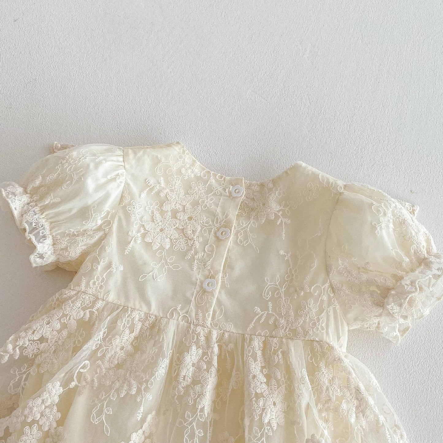 Vestido Ivory Encaje Premium con Perlas