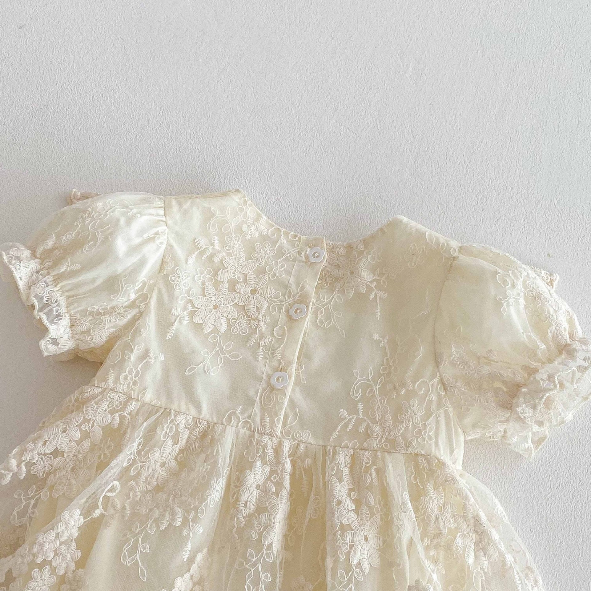 Vestido Ivory Encaje Premium con Perlas