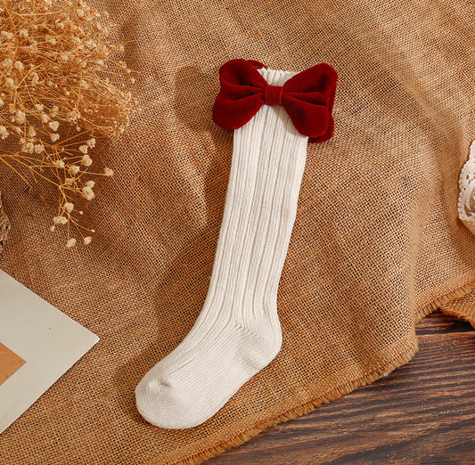 Medias Crema con Lazo Burdeos de Terciopelo