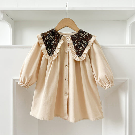 Abrigo Beige con Cuello Vintage de Flores