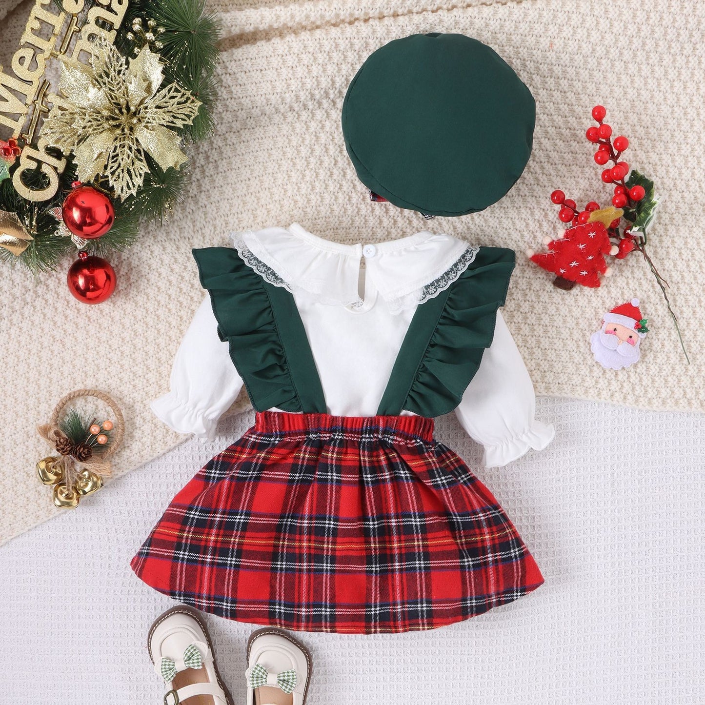 Conjunto con Blusa Blanca y Boina Verde para Bebé Niña
