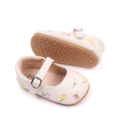 Zapatos Crema con Bordado Floral para Bebé – Modelo Daisy Steps
