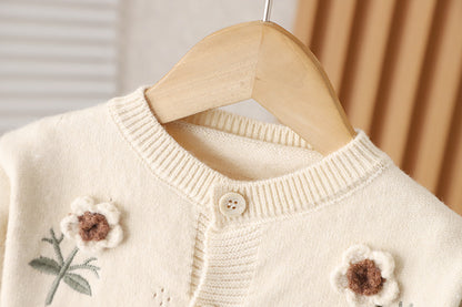 Cárdigan Beige con Flores Bordadas