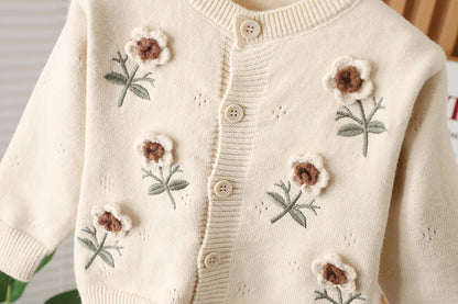 Cárdigan Beige con Flores Bordadas