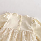 Vestido de Encaje Marfil con Bordado Floral y Lazos