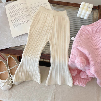 Conjunto Pompones Rosados – Suéter Tejido + Pantalón Acampanado