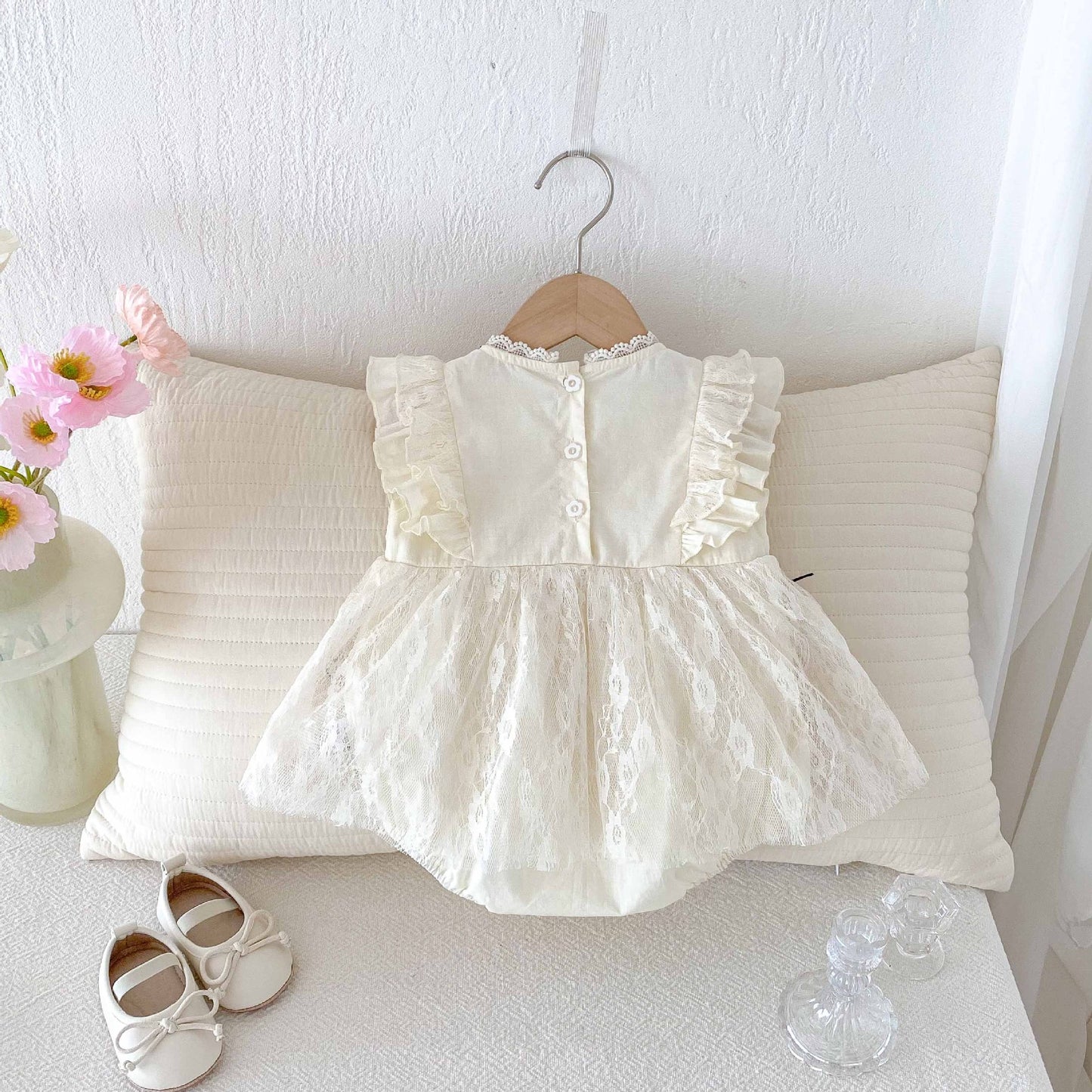 Romper Vestido Ivory Encaje Floral – Lazo Negro