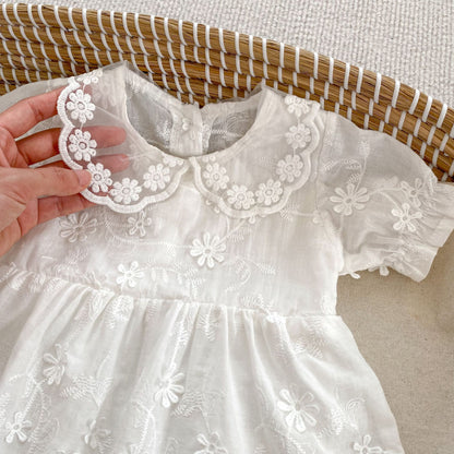 Vestido Ivory Encaje Floral – Con Gorro