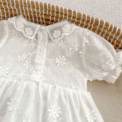 Vestido Ivory Encaje Floral – Con Gorro