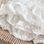 Vestido Ivory Encaje Floral – Con Gorro