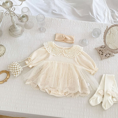 Vestido de Encaje Marfil con Cuello Vintage Bordado