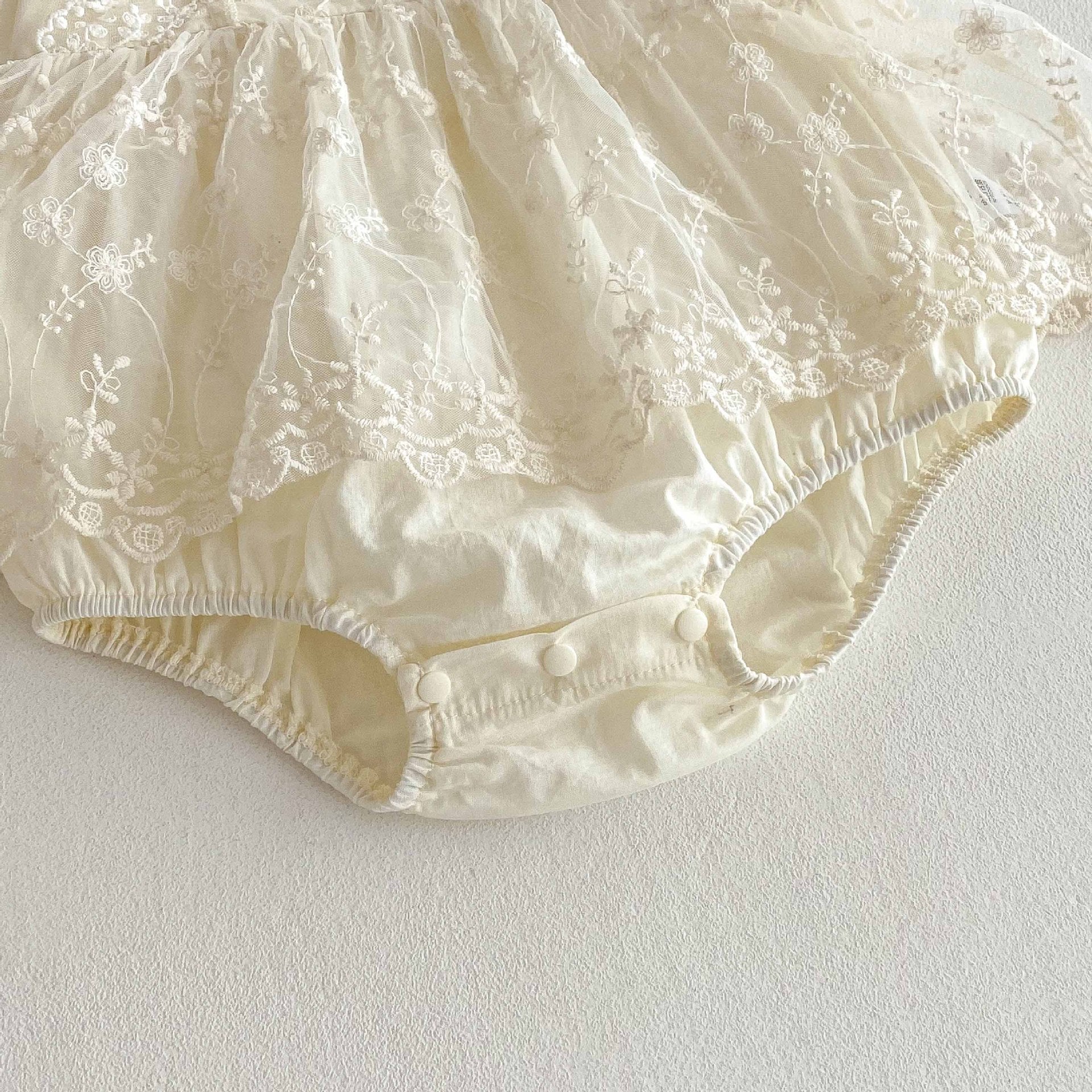 Romper Vestido Ivory Encaje Floral – Volantes