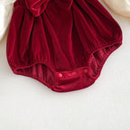 Romper Conjunto Velvet Rojo – Tirantes y Lazo
