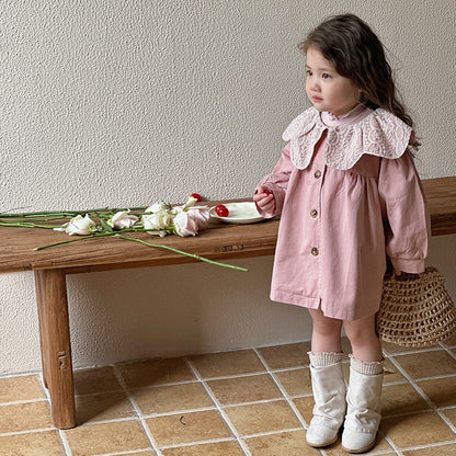 Abrigo con Cuello de Encaje Vintage