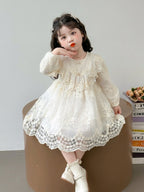 Vestido de Manga Larga en Encaje Floral Marfil para Niña | Vestido | Ropa de bebé y niña | El Closet de Emma