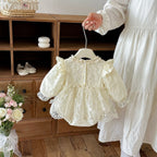 Vestido de Manga Larga en Encaje Bordado Marfil para Bebé Niña | Vestido de Encaje | Ropa de bebé y niña | El Closet de Emma