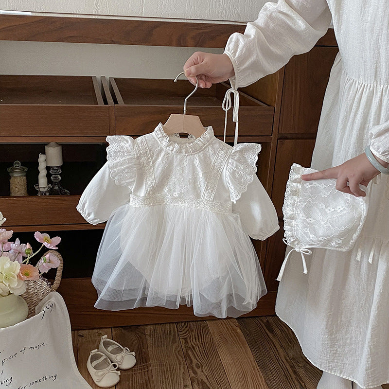 Vestido con gorro  Ivory Encaje y Tul – Elegancia Atemporal Imagen secundaria del producto