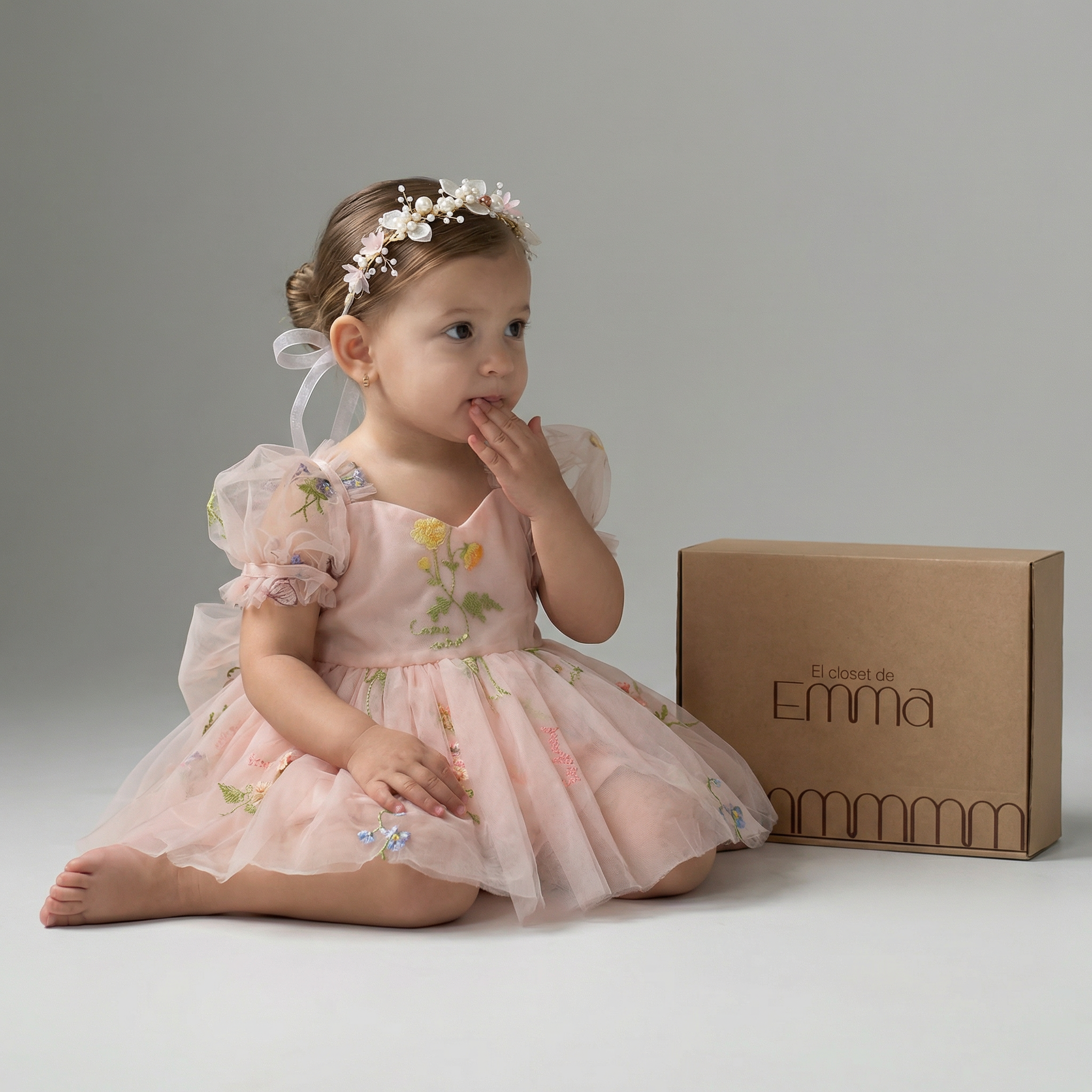 Vestido Tul Floral Pastel – Lazo Central Imagen principal del producto