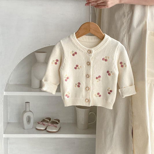 Suéter de Punto con Cerezas Bordadas – Modelo Cherry Knit