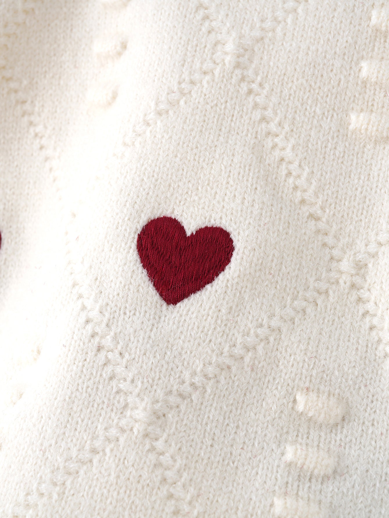 Conjunto Sweater Corazones con Falda Tul – Rojo Amor