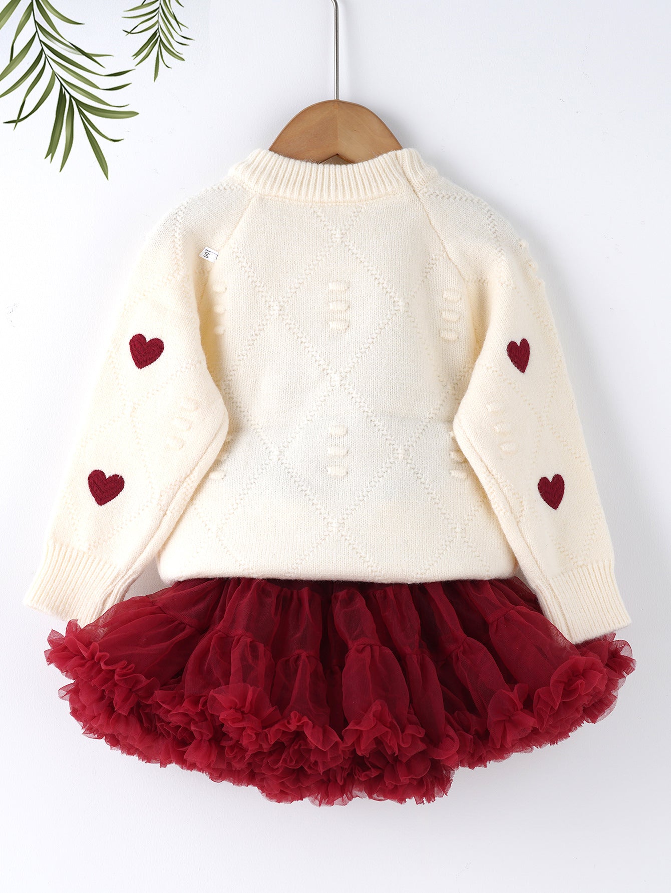 Conjunto Sweater Corazones con Falda Tul – Rojo Amor
