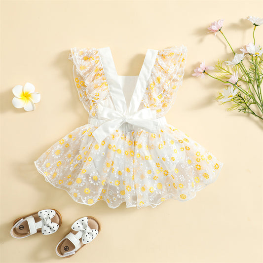 Vestido Blanco con Margaritas Bordadas y Lazo – Frescura y Encanto Floral