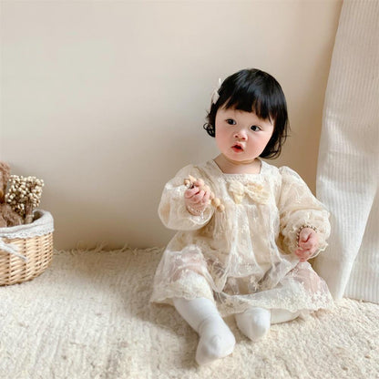 Vestido de Encaje Beige con Mangas Abullonadas – Modelo Lace Dream