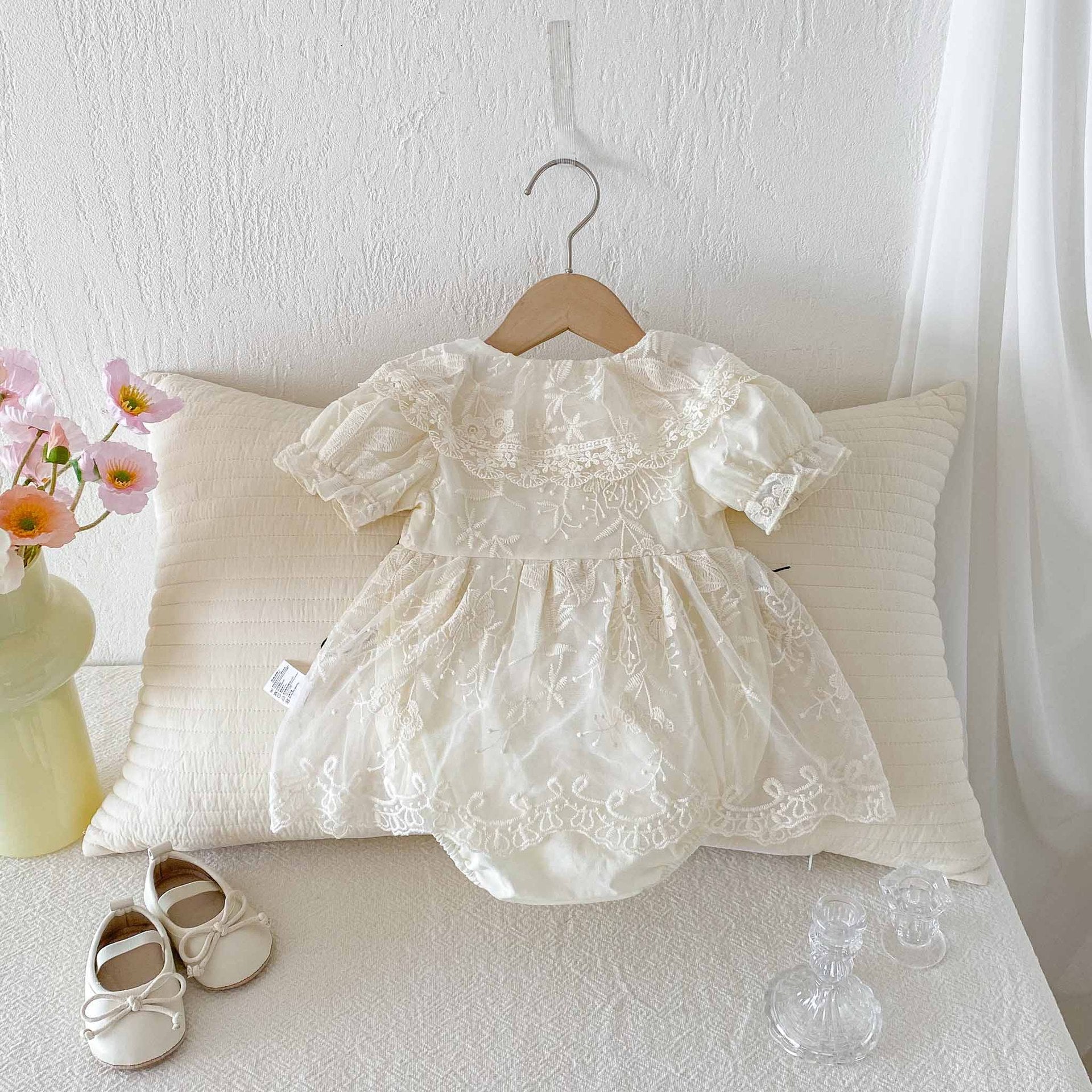 Romper Vestido Ivory Encaje Floral – Manga Abullonada