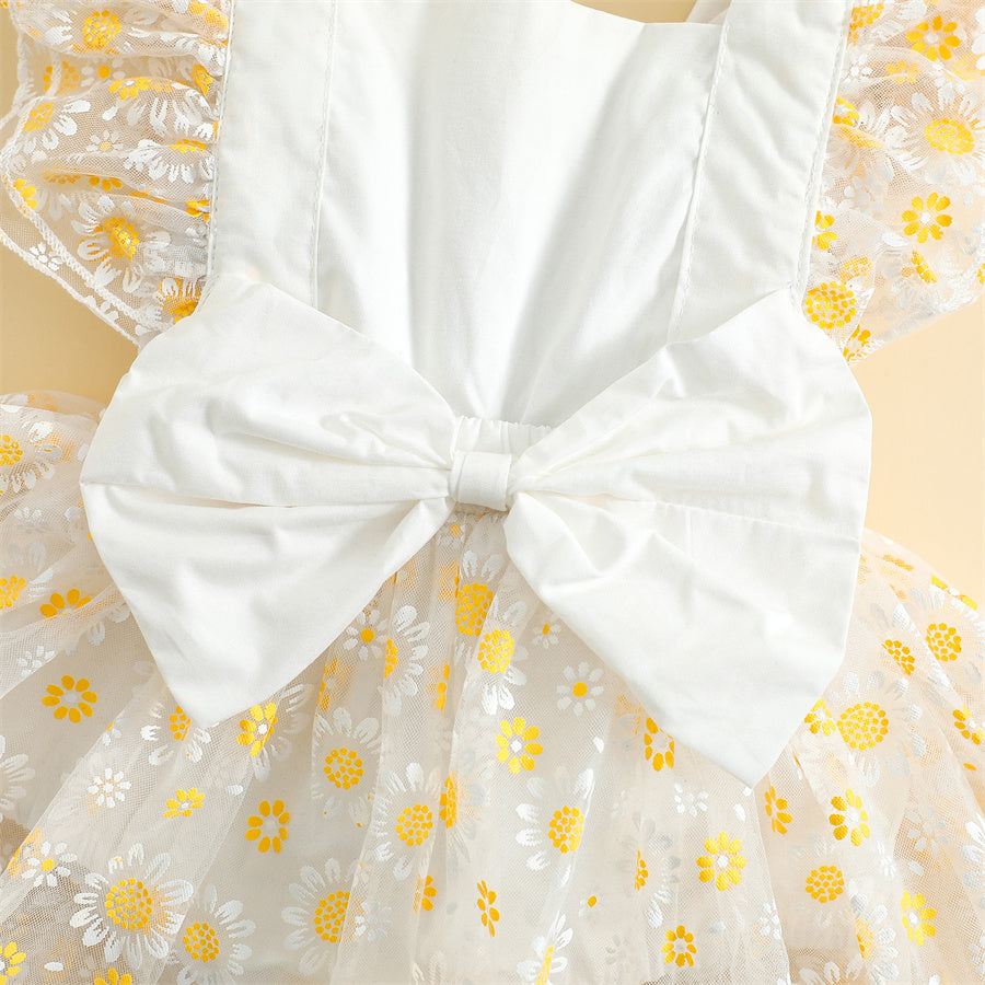 Vestido Blanco con Margaritas Bordadas y Lazo – Frescura y Encanto Floral