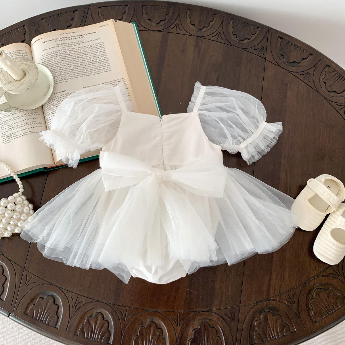 Vestido Blanco con Lazo – Modelo Bella Bow