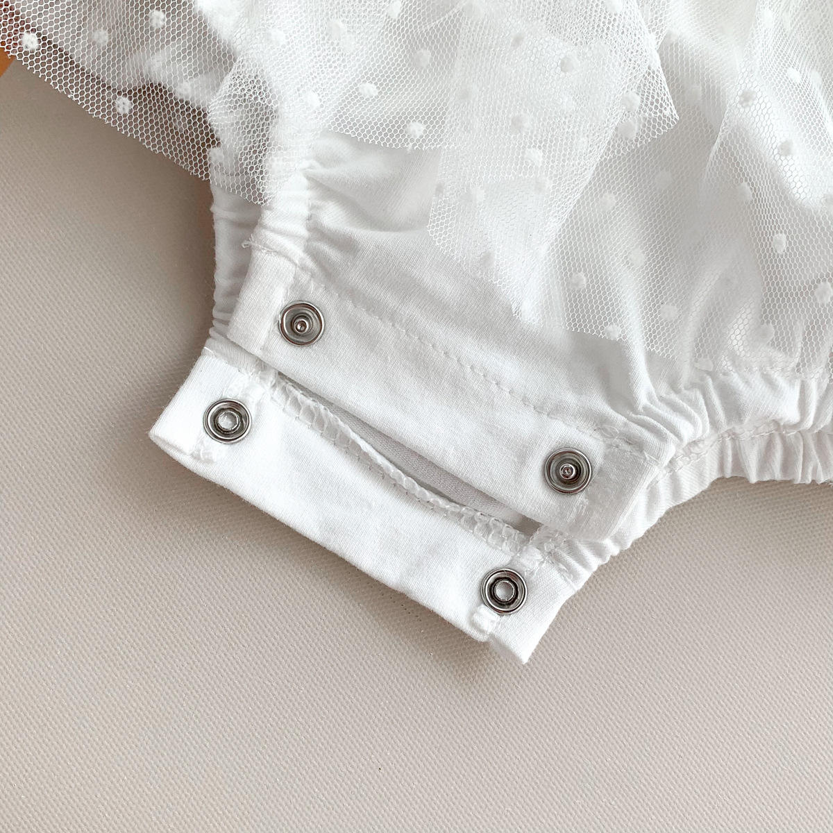 Enterizo Blanco con Encaje y Faldita de Tul Plumeti