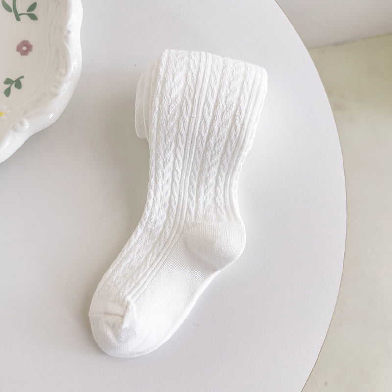 Pantimedias Blancas Tejidas – Colección Encanto Clásico 🤍✨ Imagen principal del producto