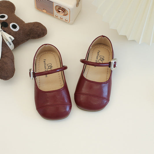 Zapatos de Niña Color Vino con Hebilla – Colección Clásica Elegante